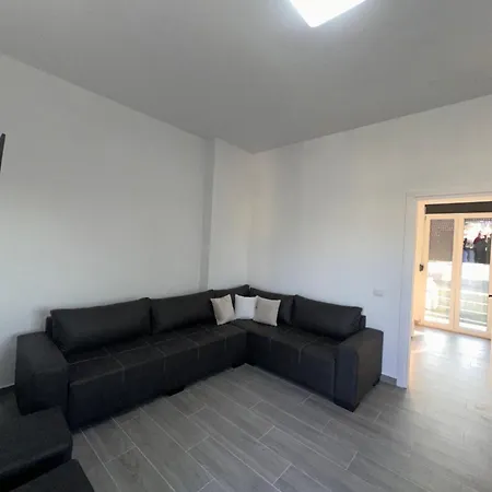 Apartment Blue Vlorë