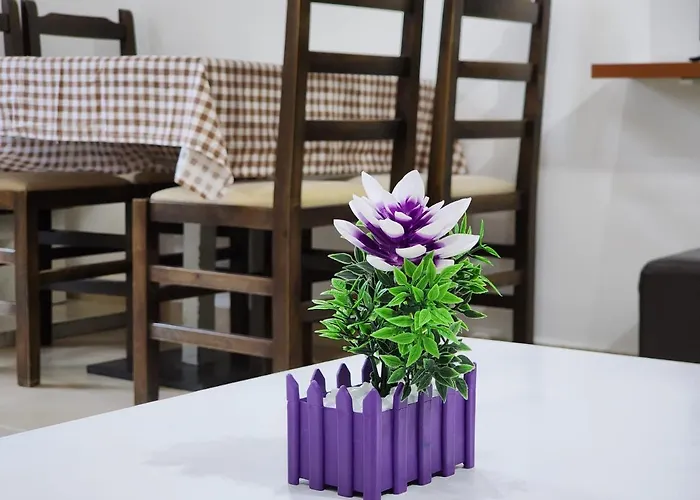 شقة Blue فلورا